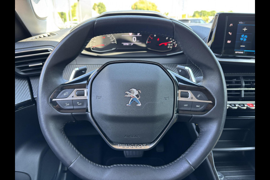 Peugeot 2008 1.2 PureTech Allure 130 PK | CarPlay | Zwart Optiek | Climate Control | Cruise | 18" LMV