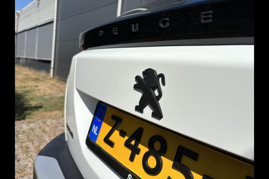 Peugeot 2008 1.2 PureTech Allure 130 PK | CarPlay | Zwart Optiek | Climate Control | Cruise | 18" LMV