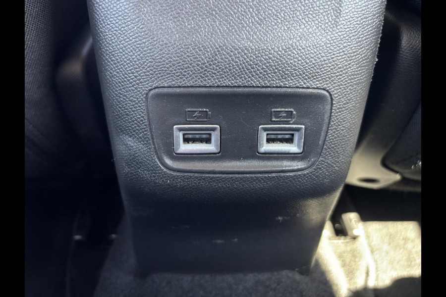 Peugeot 2008 1.2 PureTech Allure 130 PK | CarPlay | Zwart Optiek | Climate Control | Cruise | 18" LMV