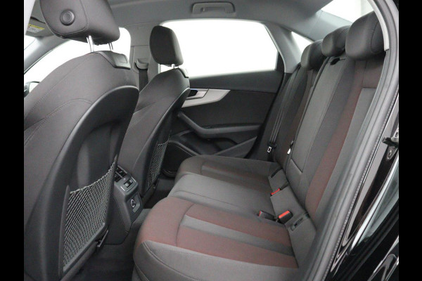 Audi A4 Limousine 35 TFSI Launch edition Business | Cruise controle | Navigatie | Carplay | Sfeerverlichting | Drive select | Virtueel dashboard | Parkeersensoren