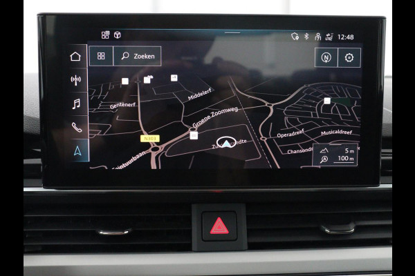 Audi A4 Limousine 35 TFSI Launch edition Business | Cruise controle | Navigatie | Carplay | Sfeerverlichting | Drive select | Virtueel dashboard | Parkeersensoren