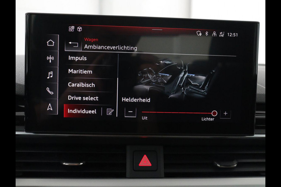 Audi A4 Limousine 35 TFSI Launch edition Business | Cruise controle | Navigatie | Carplay | Sfeerverlichting | Drive select | Virtueel dashboard | Parkeersensoren