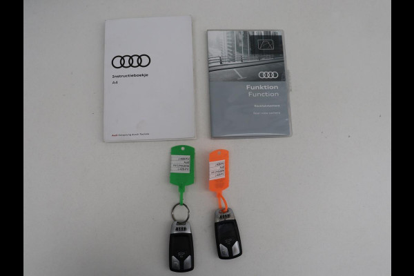 Audi A4 Limousine 35 TFSI Launch edition Business | Cruise controle | Navigatie | Carplay | Sfeerverlichting | Drive select | Virtueel dashboard | Parkeersensoren