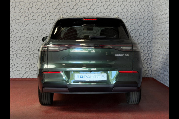 GEELY E5 Pro+ 68KW | Geventileerde & Verwarmde Stoelen | Moss Green | Warmtepomp | 360° Camera | 475 km WLTP