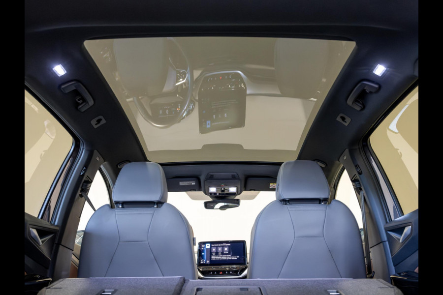 Volkswagen ID.4 Max 77 kWh SoH 95% 204pk / Panoramadak / Head up display / Memory / Achteruitrijcamera / Navigatie / Apple carplay /