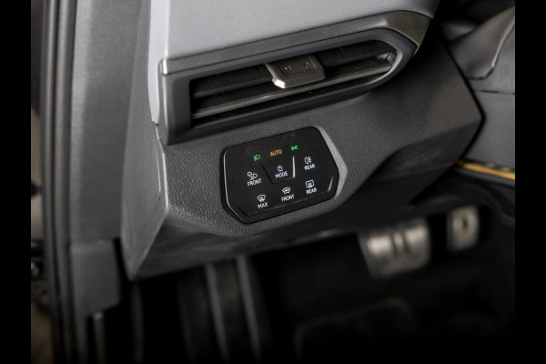 Volkswagen ID.4 Max 77 kWh SoH 95% 204pk / Panoramadak / Head up display / Memory / Achteruitrijcamera / Navigatie / Apple carplay /