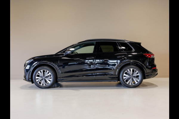 Audi Q4 e-tron 40 Launch edition Advanced 77 kWh 94,6% 204pk / Head up display / Sonos / Stoelverwarming / Navigatie / Apple carplay /
