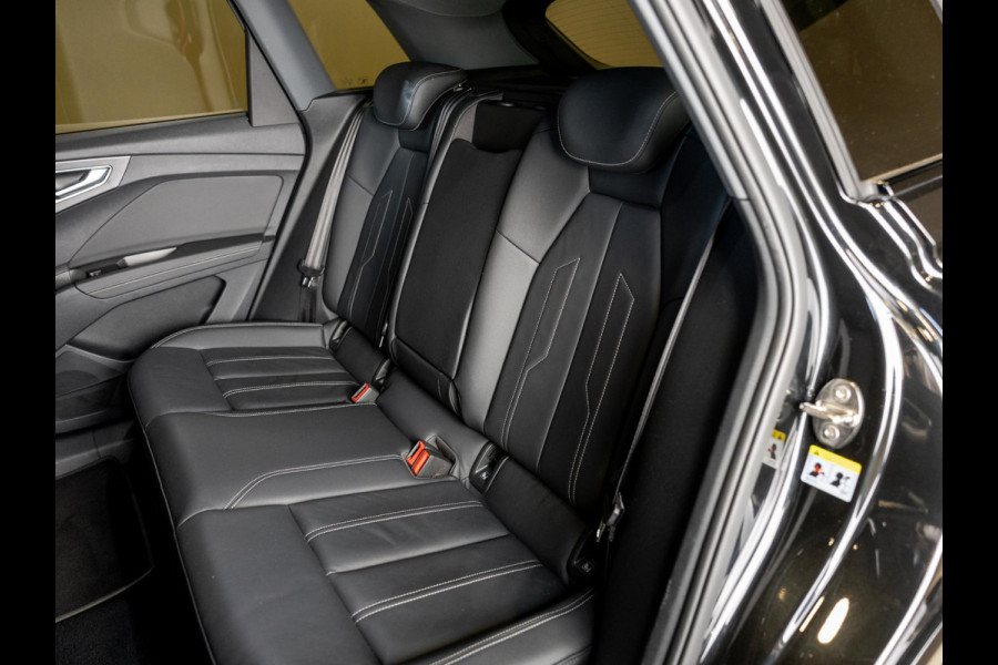 Audi Q4 e-tron 40 Launch edition Advanced 77 kWh 94,6% 204pk / Head up display / Sonos / Stoelverwarming / Navigatie / Apple carplay /