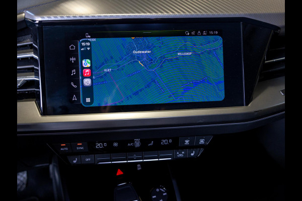 Audi Q4 e-tron 40 Launch edition Advanced 77 kWh 94,6% 204pk / Head up display / Sonos / Stoelverwarming / Navigatie / Apple carplay /