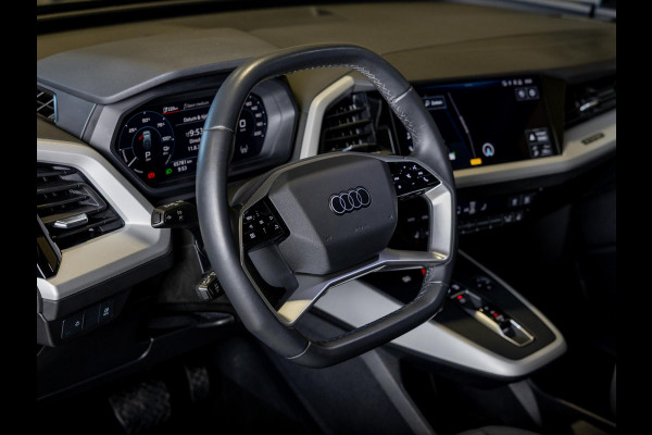 Audi Q4 Sportback e-tron 45 Edition 82 kWh 286pk / Trekhaak / Achteruitrijcamera / Panoramadak / Sonos / Adaptieve cruise conrtrol / Navigatie / Apple carplay /