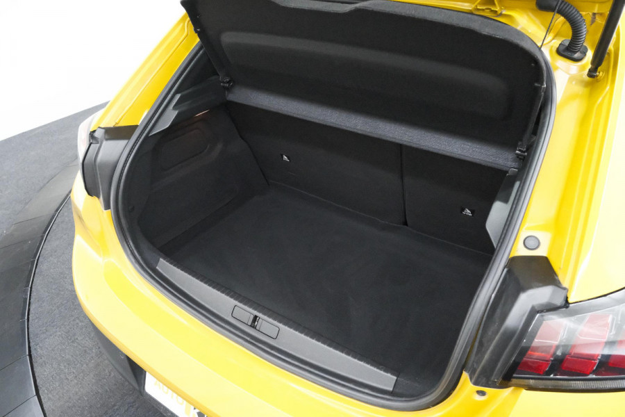 Peugeot e-208 EV Active Pack 50 kWh | 96,8% SOH | Navigatie | Parkeersensoren | Stoelverwarming
