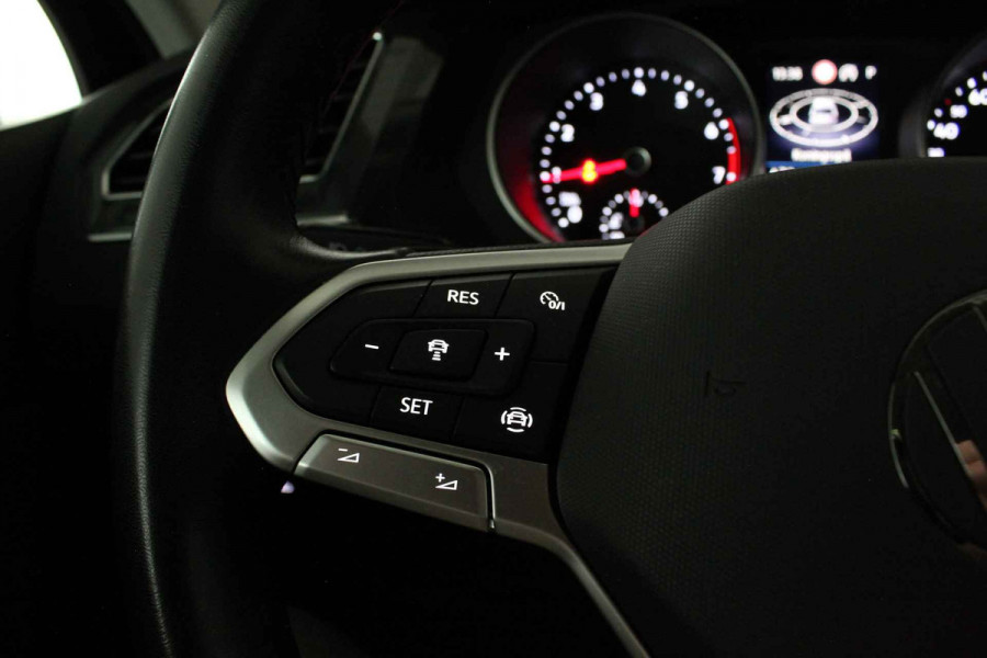 Volkswagen Tiguan 1.5 TSI Life > 150pk automaat/Winterpakket/Apple CarPlay, Android Auto