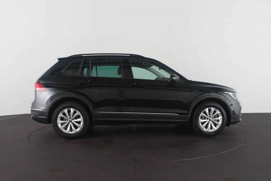Volkswagen Tiguan 1.5 TSI Life > 150pk automaat/Winterpakket/Apple CarPlay, Android Auto
