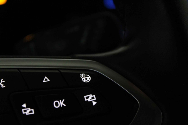 Volkswagen Golf 1.5 TSI Life Business > Dolphin Grey/Trekhaak/Camera/Winterpakket/Keyless/17inch...