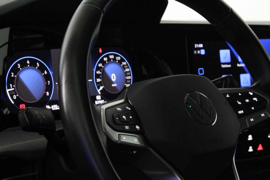 Volkswagen Golf 1.5 TSI Life Business > Dolphin Grey/Trekhaak/Camera/Winterpakket/Keyless/17inch...
