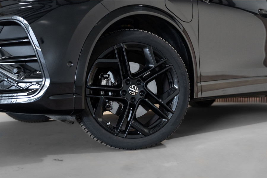 Volkswagen Tiguan 1.5 eTSI DSG R-Line Pano IQ Camera Black Edition