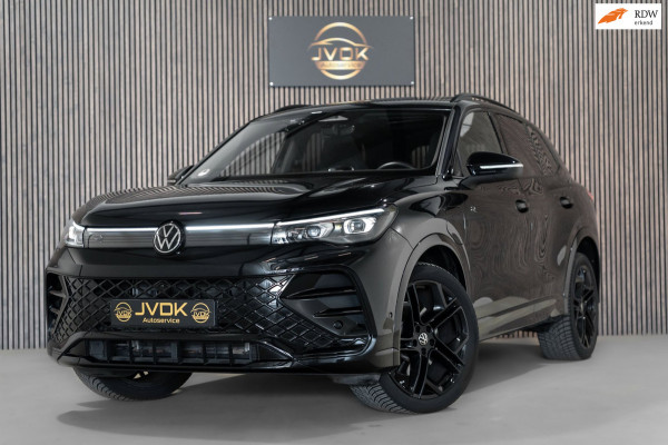 Volkswagen Tiguan 1.5 eTSI DSG R-Line Pano IQ Camera Black Edition