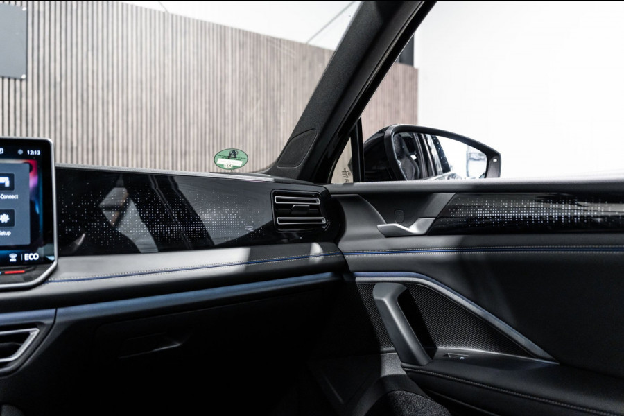 Volkswagen Tiguan 1.5 eTSI DSG R-Line Pano IQ Camera Black Edition