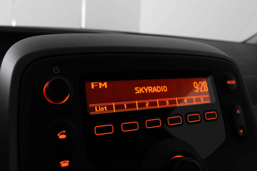 Peugeot 108 1.0 e-VTi Active > Airco/5-deurs/12 maanden BOVAG garantie