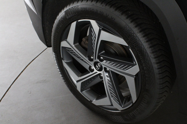 Hyundai Tucson 1.6 T-GDI PHEV Comfort Smart 4WD > Krell audio/Plug-in Hybride/keyless/Phantom Black...