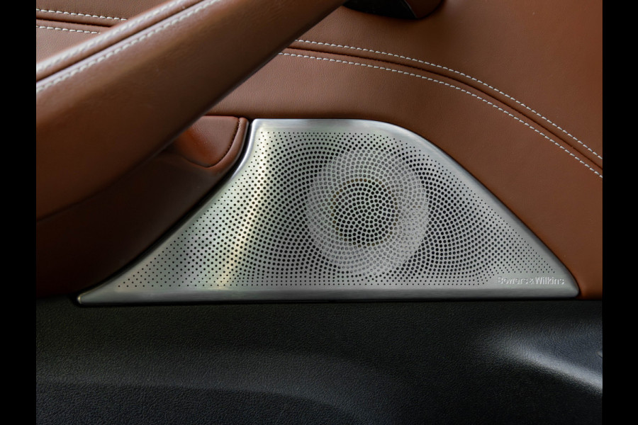 BMW 5 Serie M550i xDrive - Dak - Full Option - Bowers & Wilkins - NP 183.000