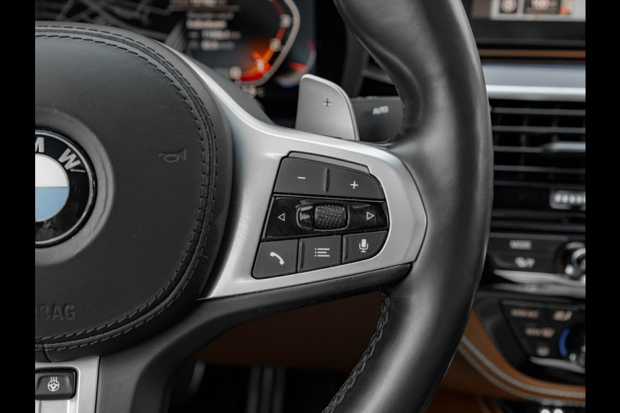 BMW 5 Serie M550i xDrive - Dak - Full Option - Bowers & Wilkins - NP 183.000