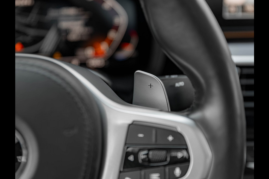 BMW 5 Serie M550i xDrive - Dak - Full Option - Bowers & Wilkins - NP 183.000