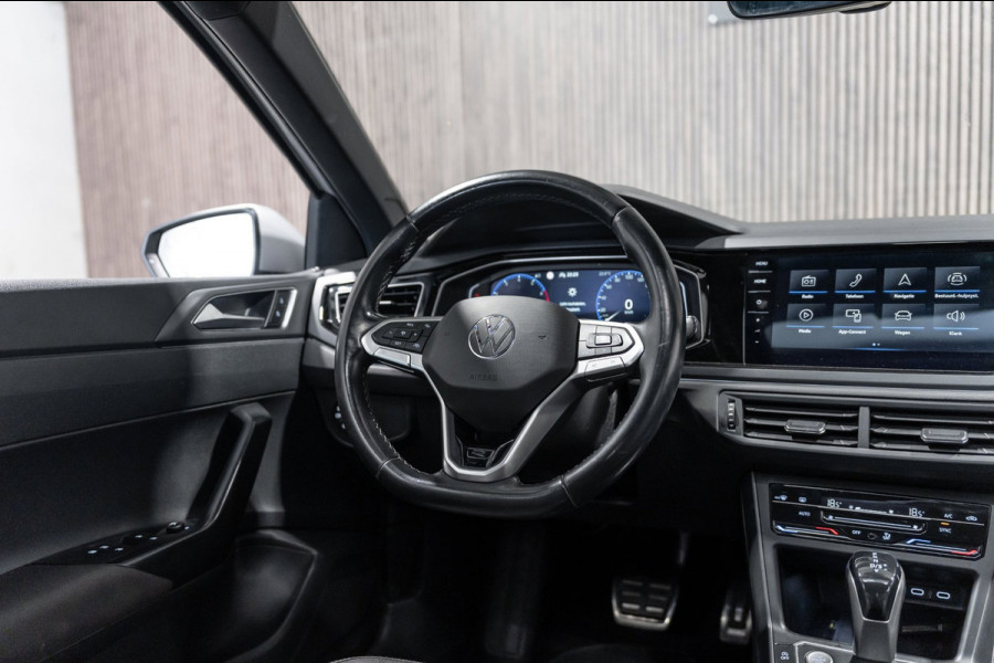 Volkswagen Polo 1.0 TSI R-line DSG Pano IQ Navi Camera