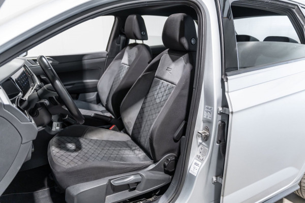 Volkswagen Polo 1.0 TSI R-line DSG Pano IQ Navi Camera