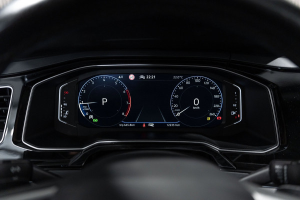Volkswagen Polo 1.0 TSI R-line DSG Pano IQ Navi Camera