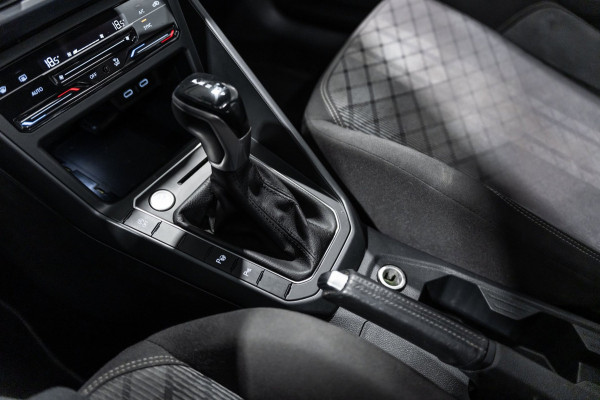 Volkswagen Polo 1.0 TSI R-line DSG Pano IQ Navi Camera