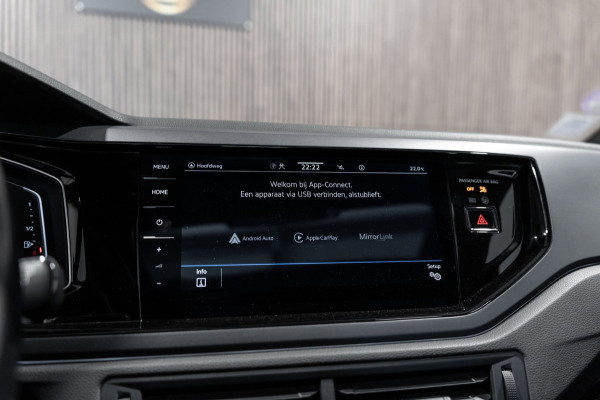 Volkswagen Polo 1.0 TSI R-line DSG Pano IQ Navi Camera