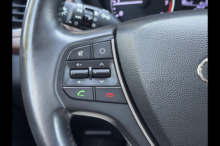 Hyundai i20 1.0 T-GDI Comfort 2e Eigenaar l Trekhaak l Navi l Camera l Carplay l Clima l Cruise l Rijstrooksensor l Pdc l N.A.P l Apk tot 05-2027