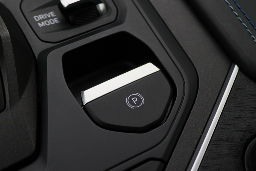 Lynk & Co 01 1.5 Plug-in Hybrid 360° Camera, Panoramadak, ACC, Apple Carplay, Infinity Sound, DAB, 20''