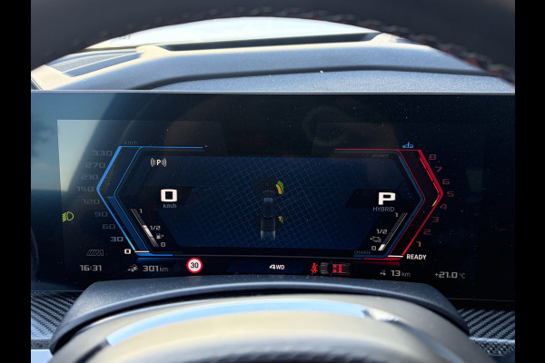 BMW XM PHEV 30 kWh Driving Assistant Professional B&W HUD Massage 360° Elek.Trekhaak Orig.NL BOMVOL!