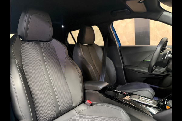 Peugeot 2008 1.2 PureTech 130 GT | 360 Camera | Carplay | Led | Sfeerverlichting