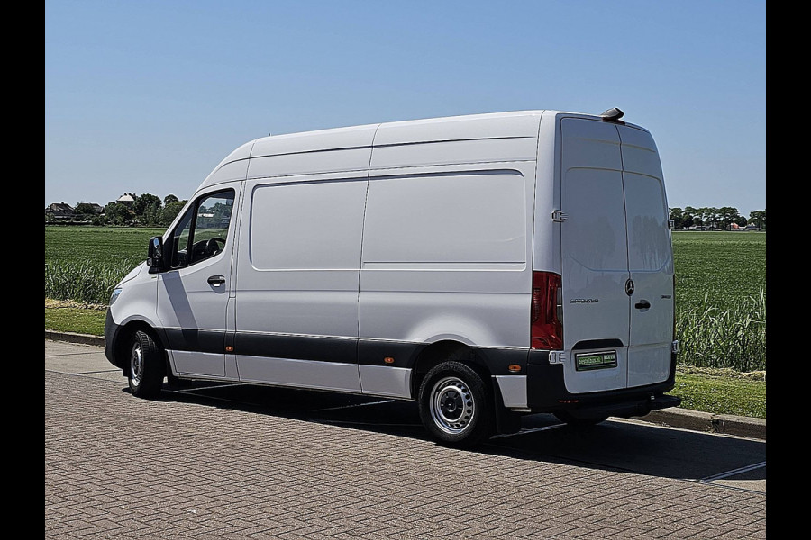 Mercedes-Benz Sprinter 314 2.2 CDI L2H2 Mbux10 Automaat Trekhaak Camera 3-Zits-Leer Euro6 MF-Stuurwiel Leer