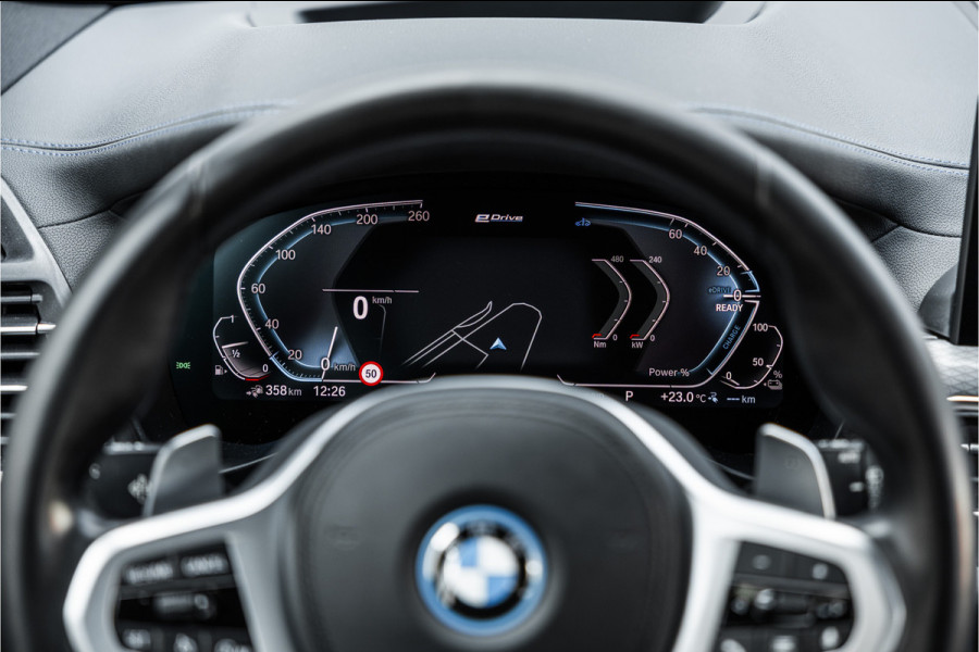 BMW X3 xDrive30e High Executive Leder / Head-Up / HiFi / Trekhaak / 360 camera