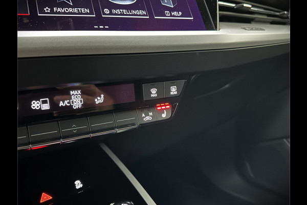 Audi Q4 e-tron 40 204PK 77 kWh | #RS-Leder | 5x Q4 OP VOORRAAD! | ACC | Sportstoelen | Getint Glas | MMI+ | Dynamic-Pakket | Stoelverwarming | Zwarte Hemelbekleding | LED | Lane Assist |