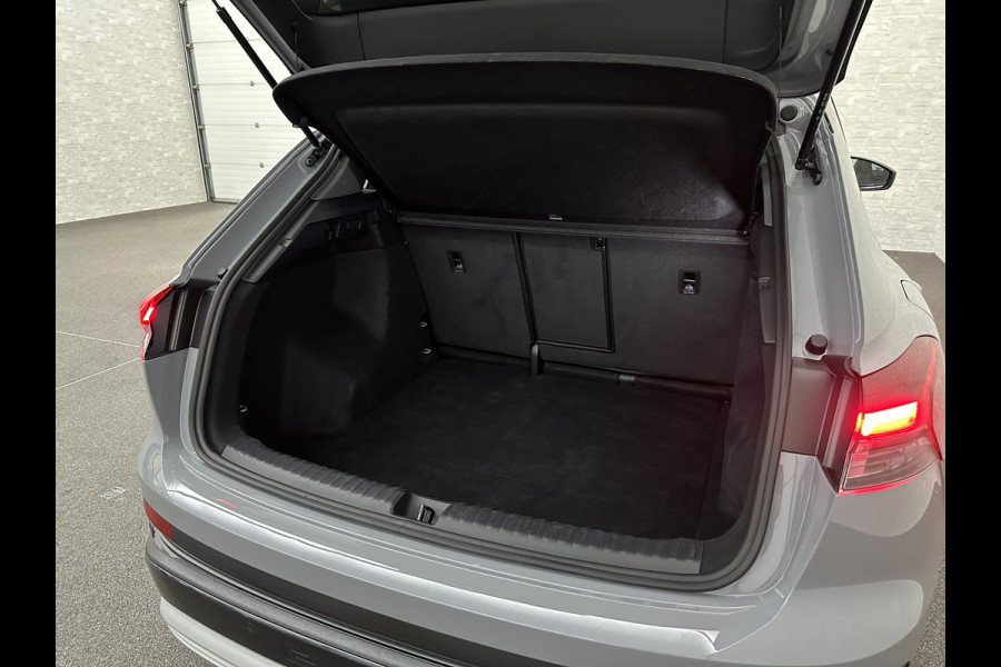 Audi Q4 e-tron 40 204PK 77 kWh | #RS-Leder | 5x Q4 OP VOORRAAD! | ACC | Sportstoelen | Getint Glas | MMI+ | Dynamic-Pakket | Stoelverwarming | Zwarte Hemelbekleding | LED | Lane Assist |