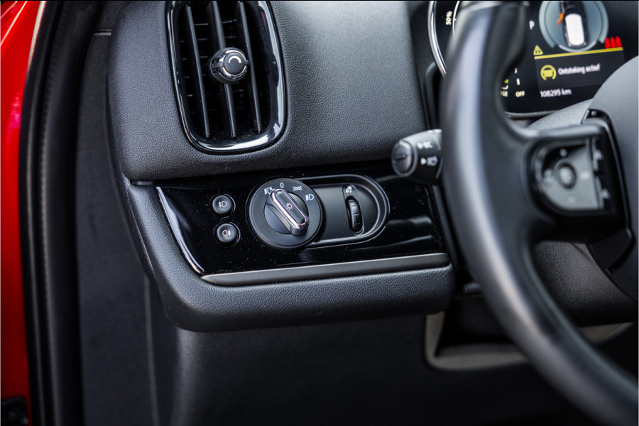 MINI Countryman 1.5 Cooper S E ALL4 Chili Pano / Harman Kardon / Elek Stoelen / Leder / Adaptive Cruise /