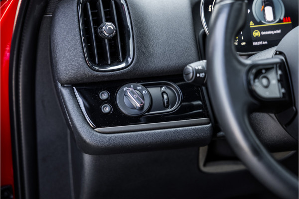 MINI Countryman 1.5 Cooper S E ALL4 Chili Pano / Harman Kardon / Elek Stoelen / Leder / Adaptive Cruise /
