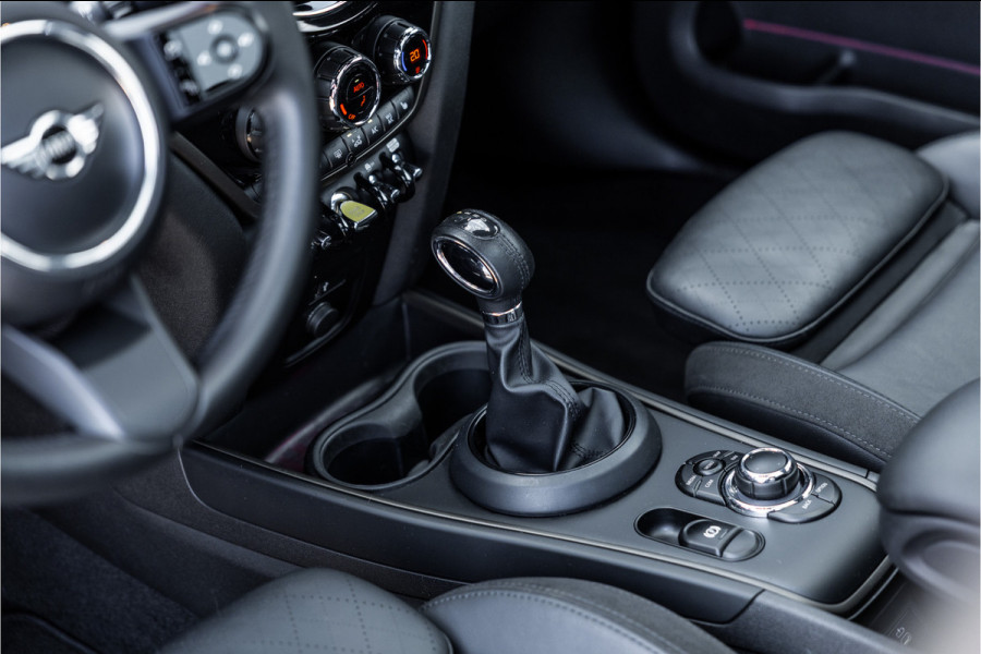 MINI Countryman 1.5 Cooper S E ALL4 Chili Pano / Harman Kardon / Elek Stoelen / Leder / Adaptive Cruise /