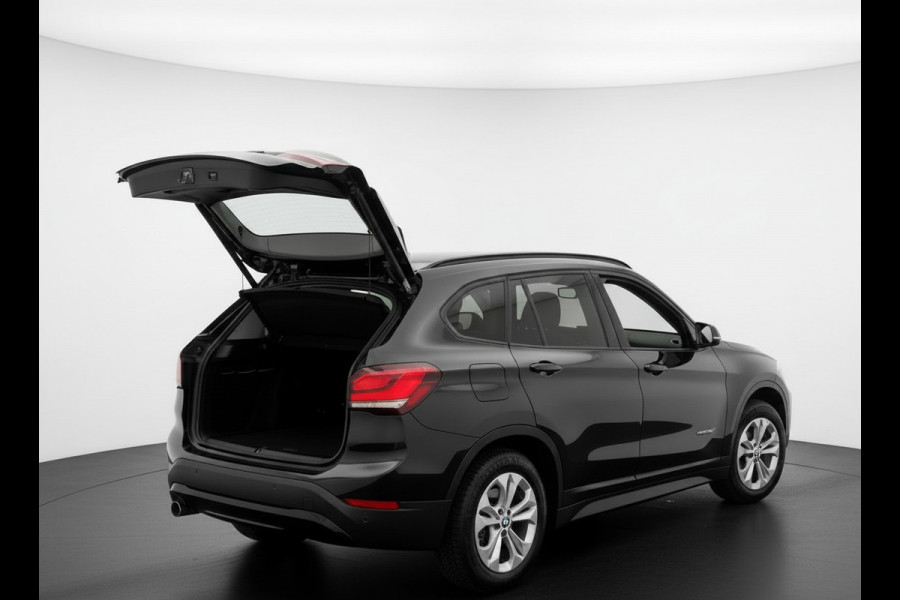 BMW X1 xDrive25e Executive CAMERA/NAVI/HEAD-UP