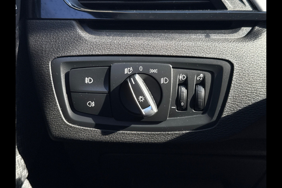 BMW X1 xDrive25e Executive CAMERA/NAVI/HEAD-UP