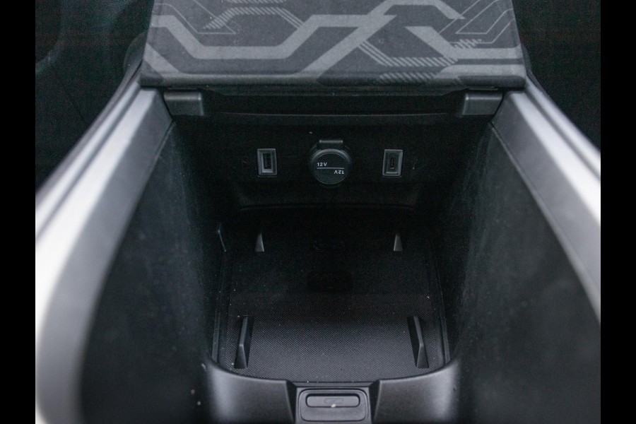 Jeep Avenger 1.2T 4xe Overland | Infotainment&Convenience Pack | Winter Pack | Bicolore