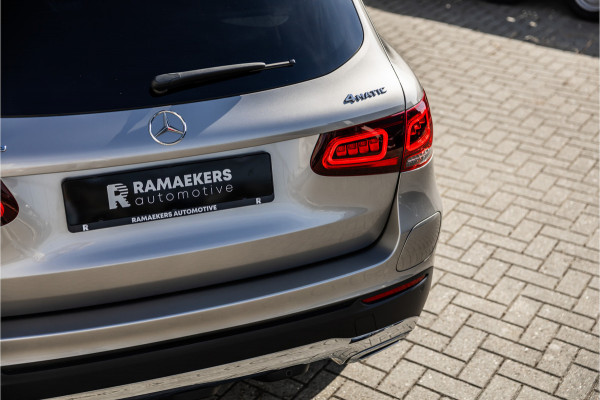 Mercedes-Benz GLC 300e 4MATIC Camera / Leder / Led / Chroom