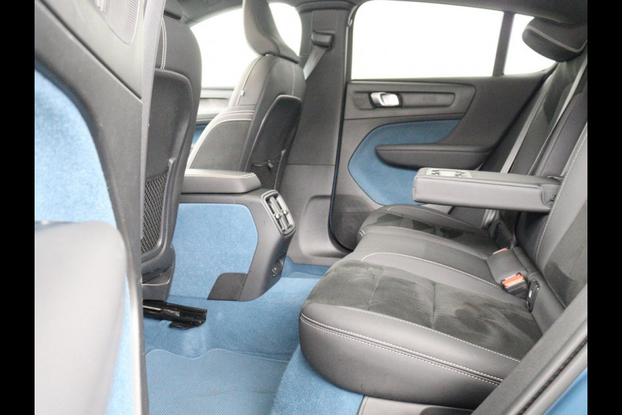 Volvo C40 Recharge Twin Intro Edition 78 kWh | SOH 91,2% | Panoramadak | Leder/alcantara | Memory | Stuur/stoel verwarming | Carplay | Harman/Kardon | 360 camera | Park assist