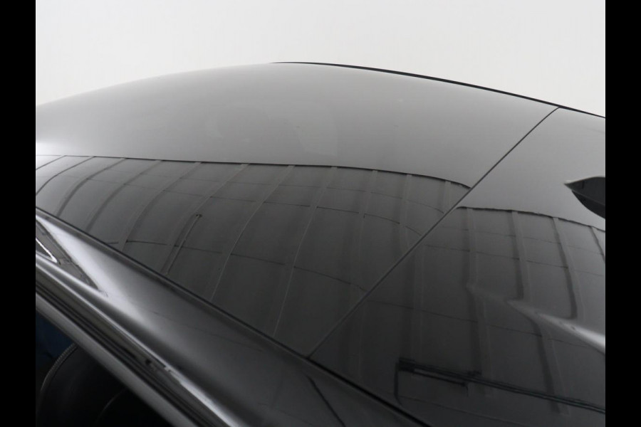 Volvo C40 Recharge Twin Intro Edition 78 kWh | SOH 91,2% | Panoramadak | Leder/alcantara | Memory | Stuur/stoel verwarming | Carplay | Harman/Kardon | 360 camera | Park assist