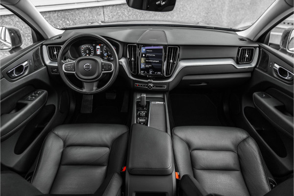Volvo XC60 2.0 Recharge T6 AWD Business Pro Leder / Pano / Harman Kardon / Camera /